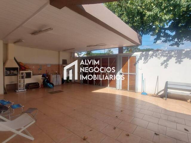 Casa para Venda em São José dos Campos - 5