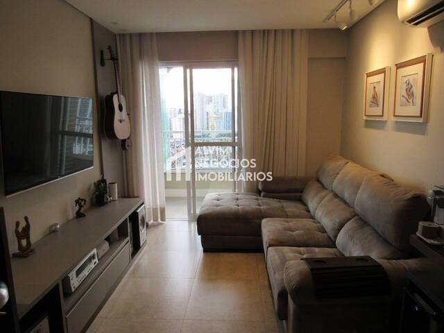 Apartamento para Venda em São José dos Campos - 2