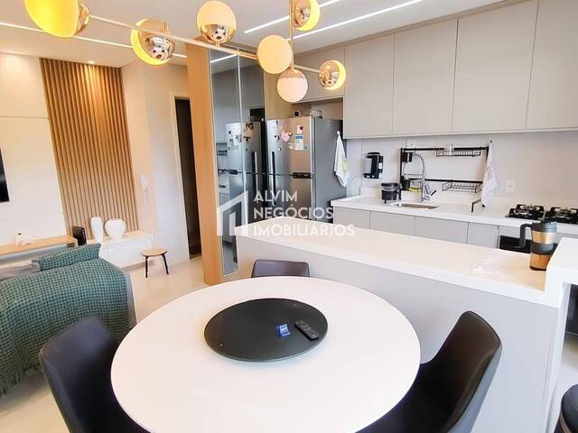 Apartamento para Venda em São José dos Campos - 3