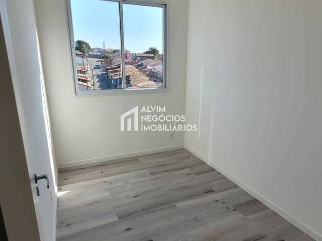 Apartamento para Venda em Jacareí - 5