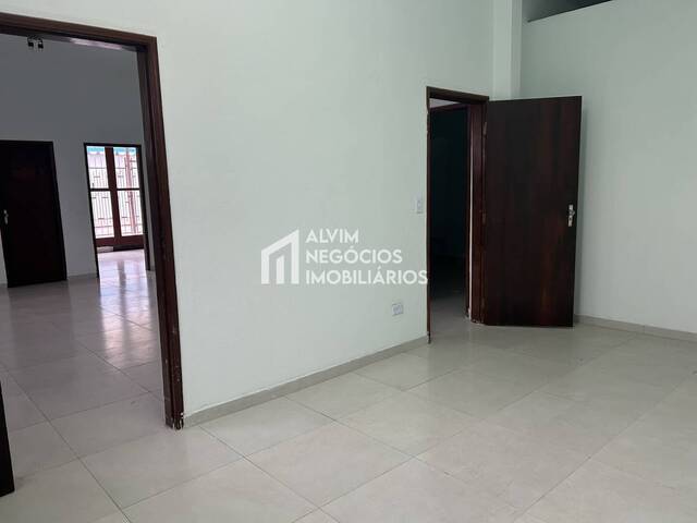 Prédio comercial para Locação em São José dos Campos - 4