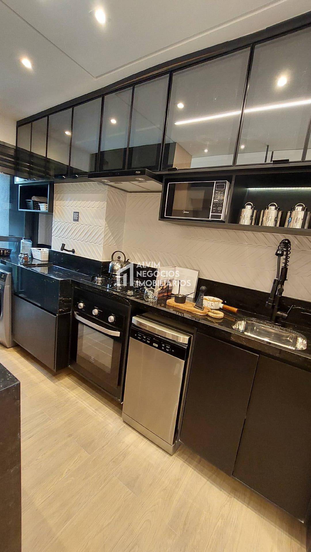 Apartamento à venda com 1 quarto, 33m² - Foto 2