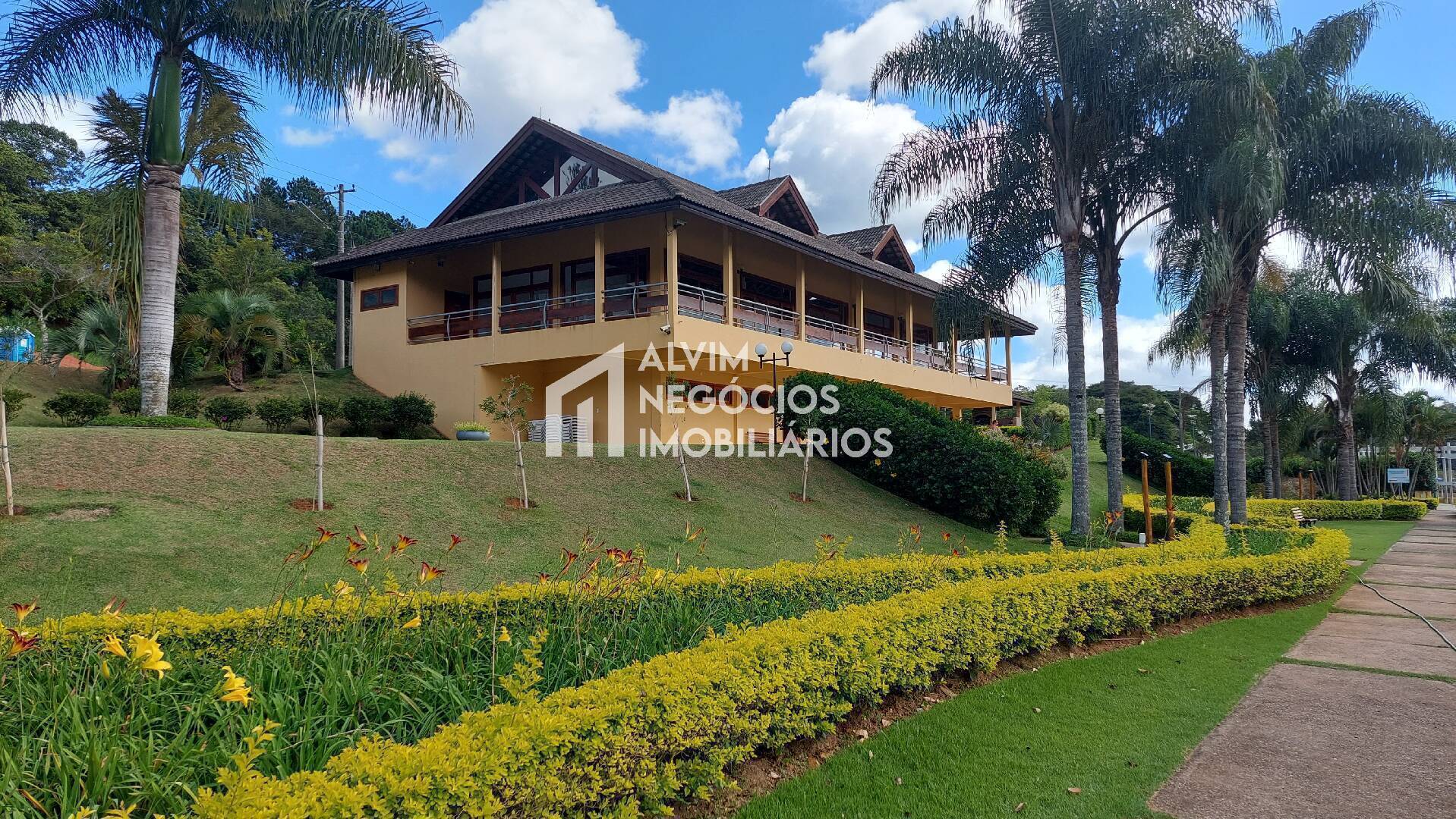 Casa à venda com 3 quartos, 250m² - Foto 24