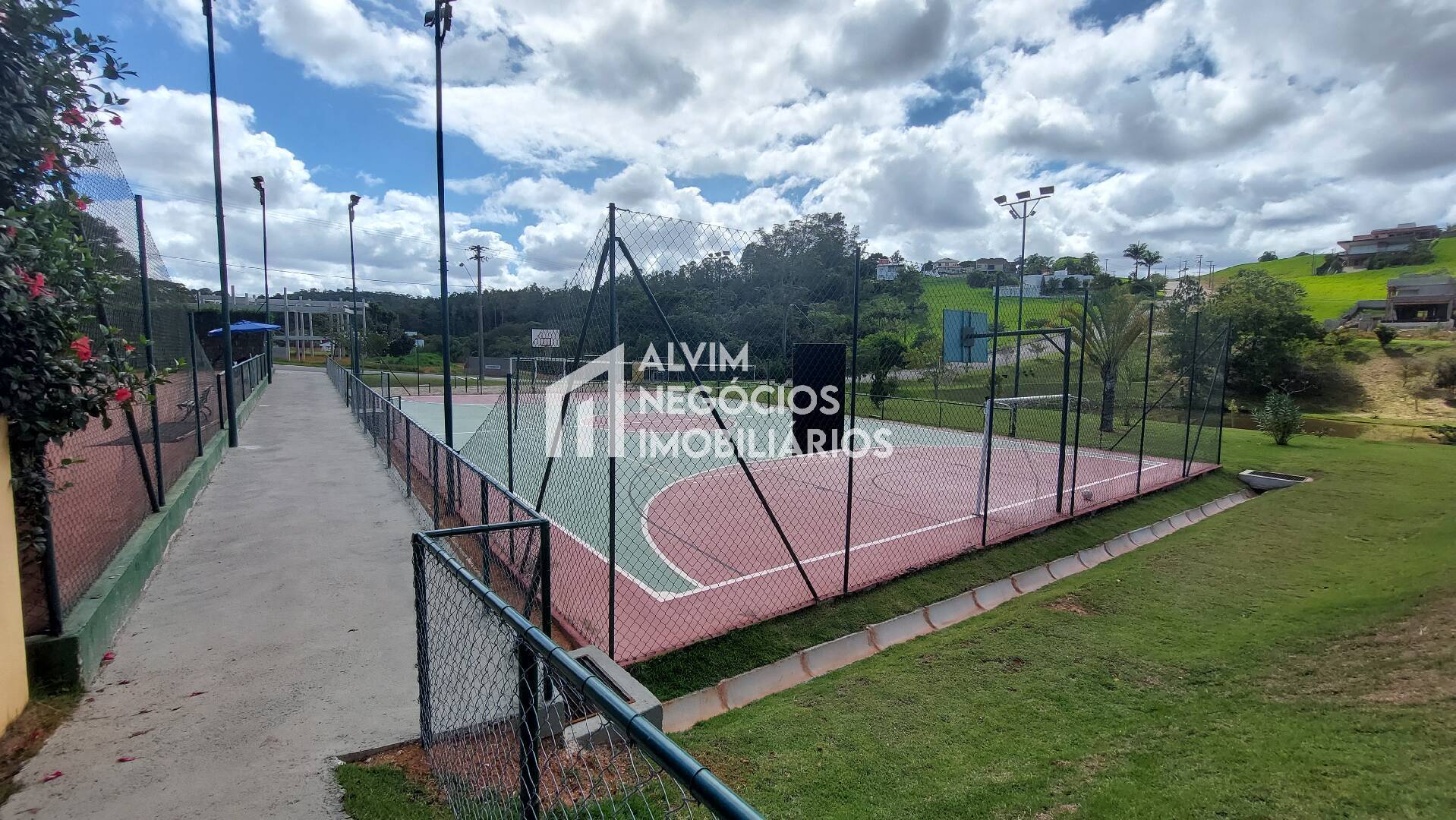 Casa à venda com 3 quartos, 250m² - Foto 26