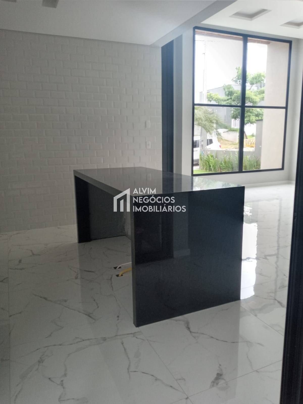 Casa à venda com 3 quartos, 152m² - Foto 2