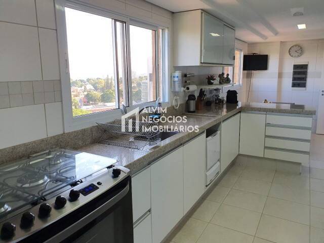Apartamento à venda com 3 quartos, 182m² - Foto 6