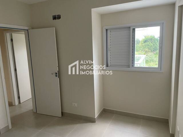 Apartamento à venda com 3 quartos, 96m² - Foto 7