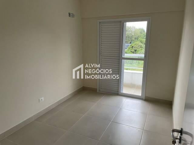 Apartamento à venda com 3 quartos, 96m² - Foto 9