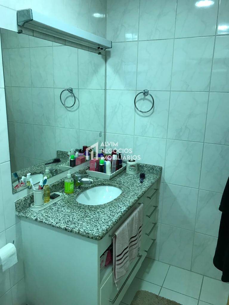 Apartamento à venda com 4 quartos, 143m² - Foto 9