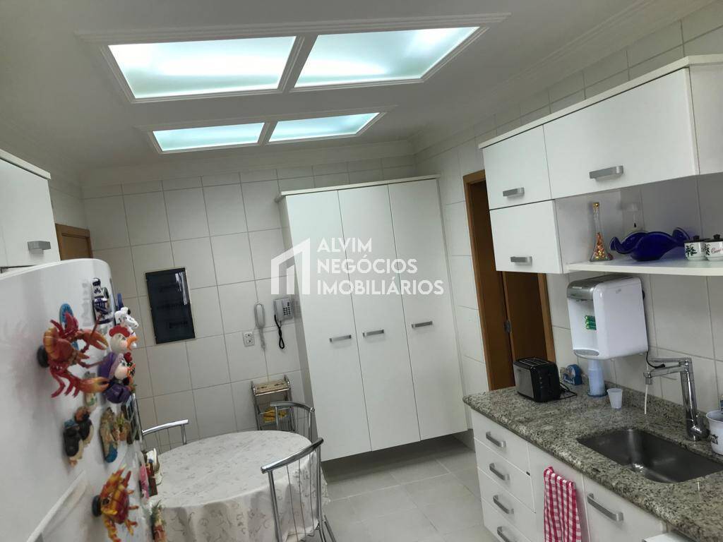 Apartamento à venda com 4 quartos, 143m² - Foto 10