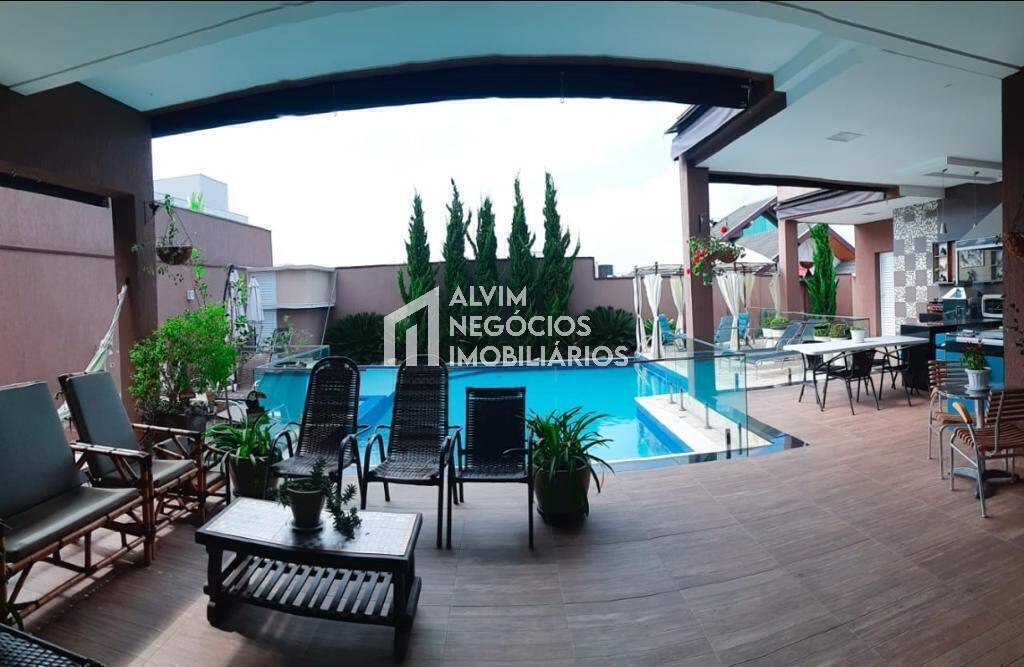 Sobrado à venda com 4 quartos, 600m² - Foto 3