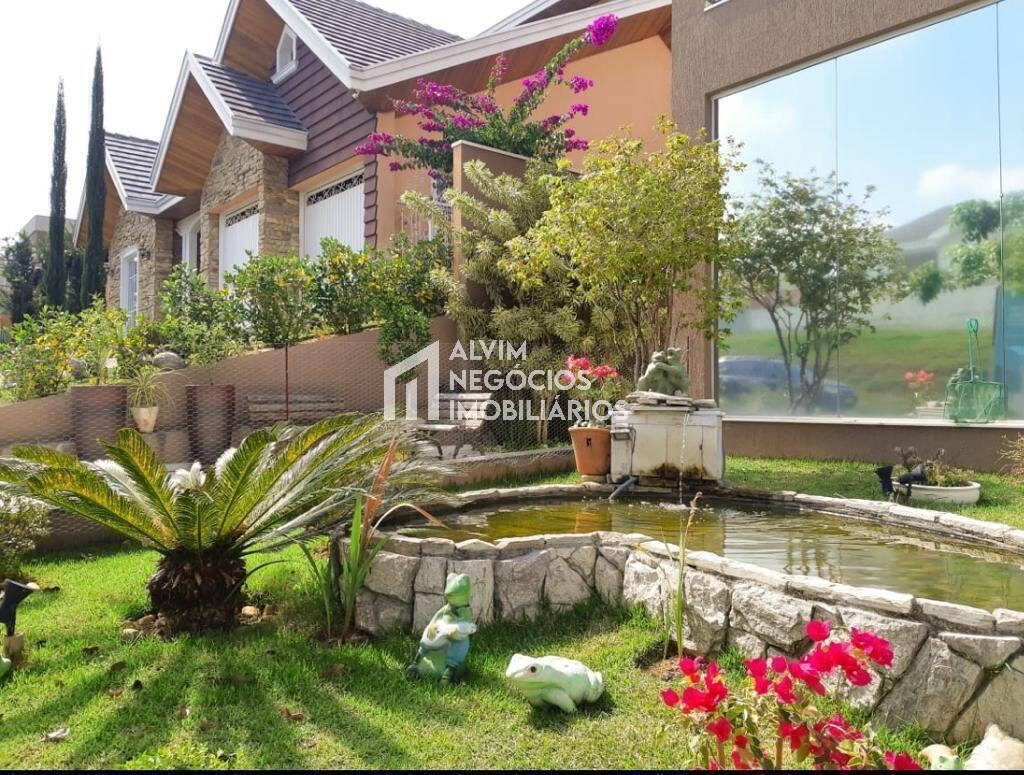 Sobrado à venda com 4 quartos, 600m² - Foto 2