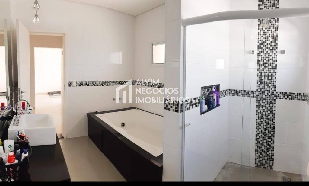 Sobrado à venda com 4 quartos, 600m² - Foto 6