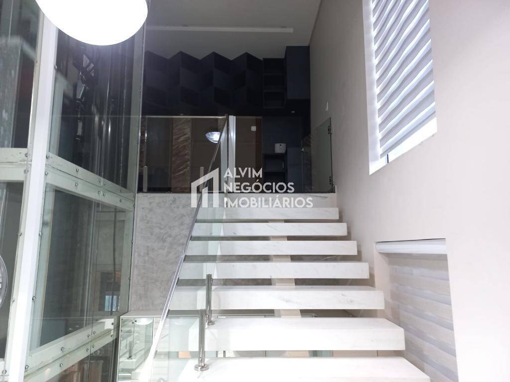 Sobrado à venda com 4 quartos, 600m² - Foto 25