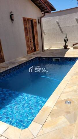 Casa à venda com 3 quartos, 150m² - Foto 17