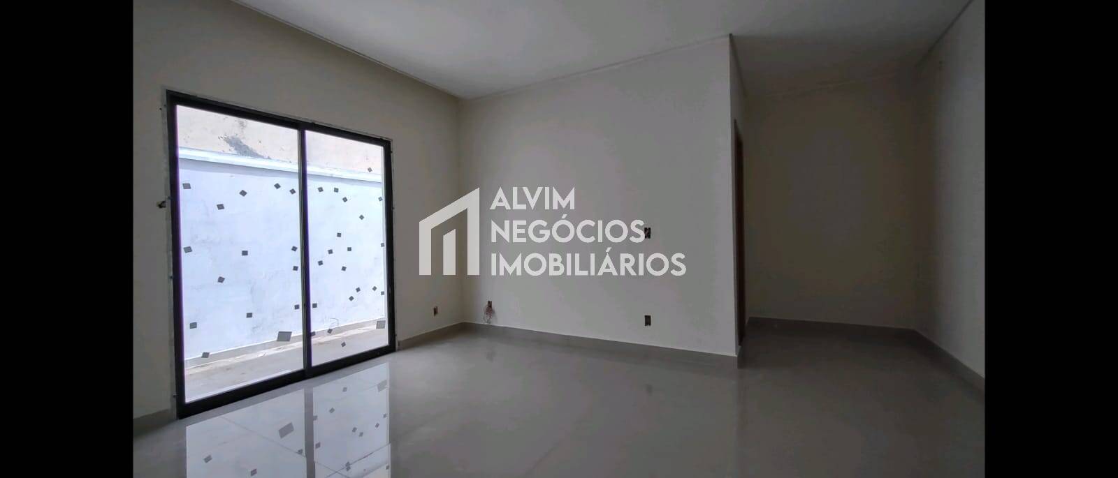 Casa à venda com 3 quartos, 160m² - Foto 5
