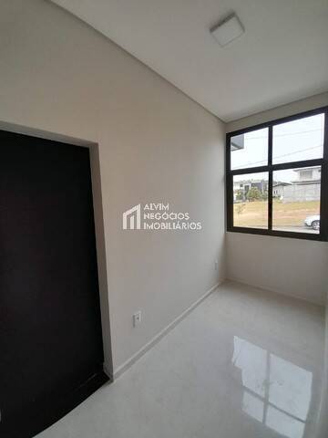 Casa à venda com 3 quartos, 143m² - Foto 5