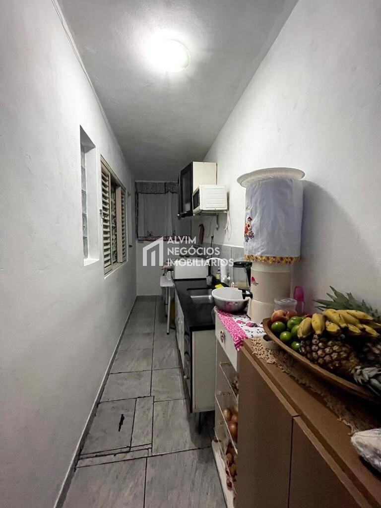 Casa à venda com 4 quartos, 145m² - Foto 7