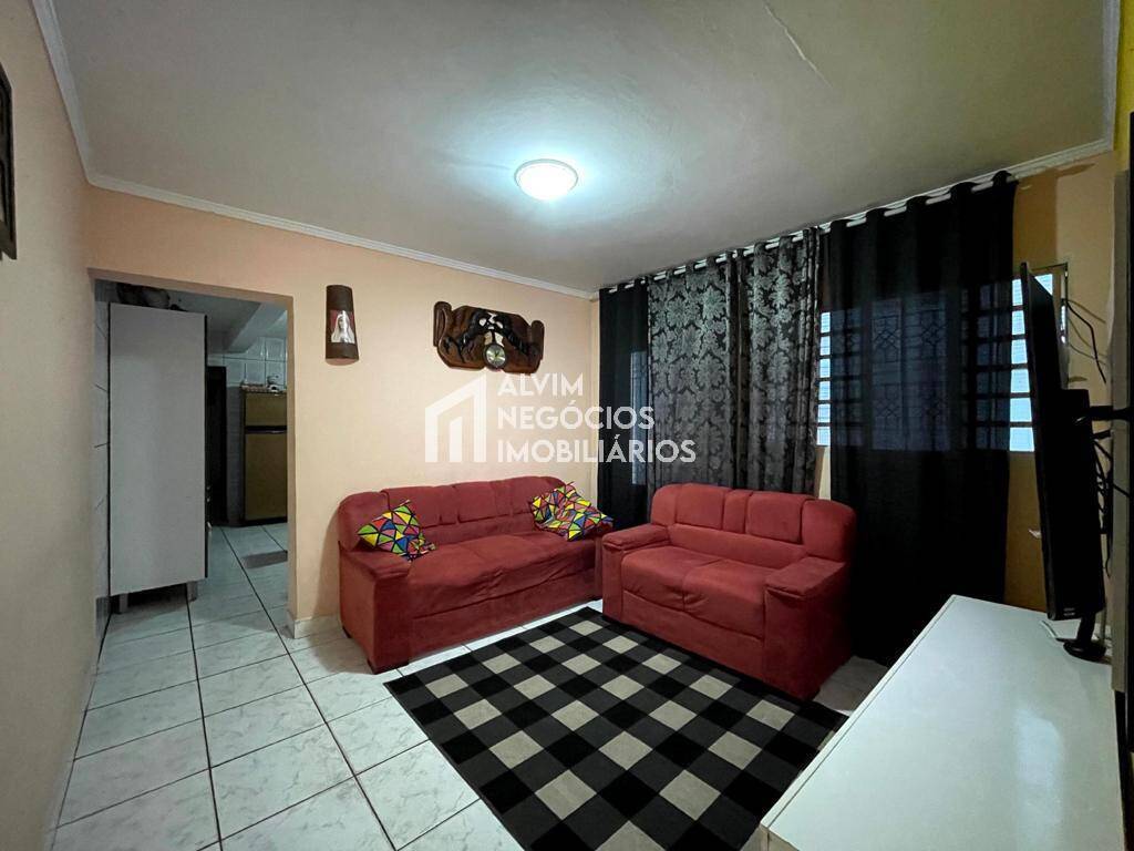 Casa à venda com 4 quartos, 145m² - Foto 13