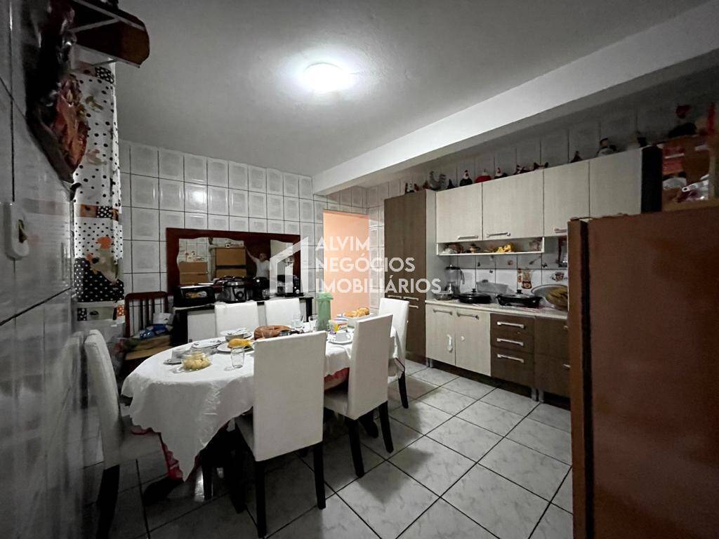 Casa à venda com 4 quartos, 145m² - Foto 21