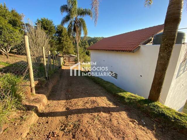 Sítio à venda com 2 quartos, 78m² - Foto 13