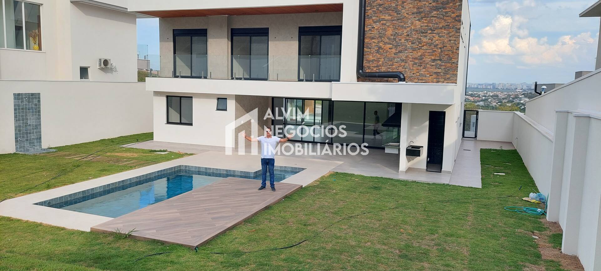 Sobrado à venda com 4 quartos, 440m² - Foto 4