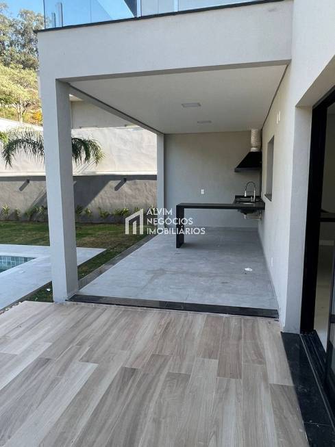 Sobrado à venda com 3 quartos, 236m² - Foto 21