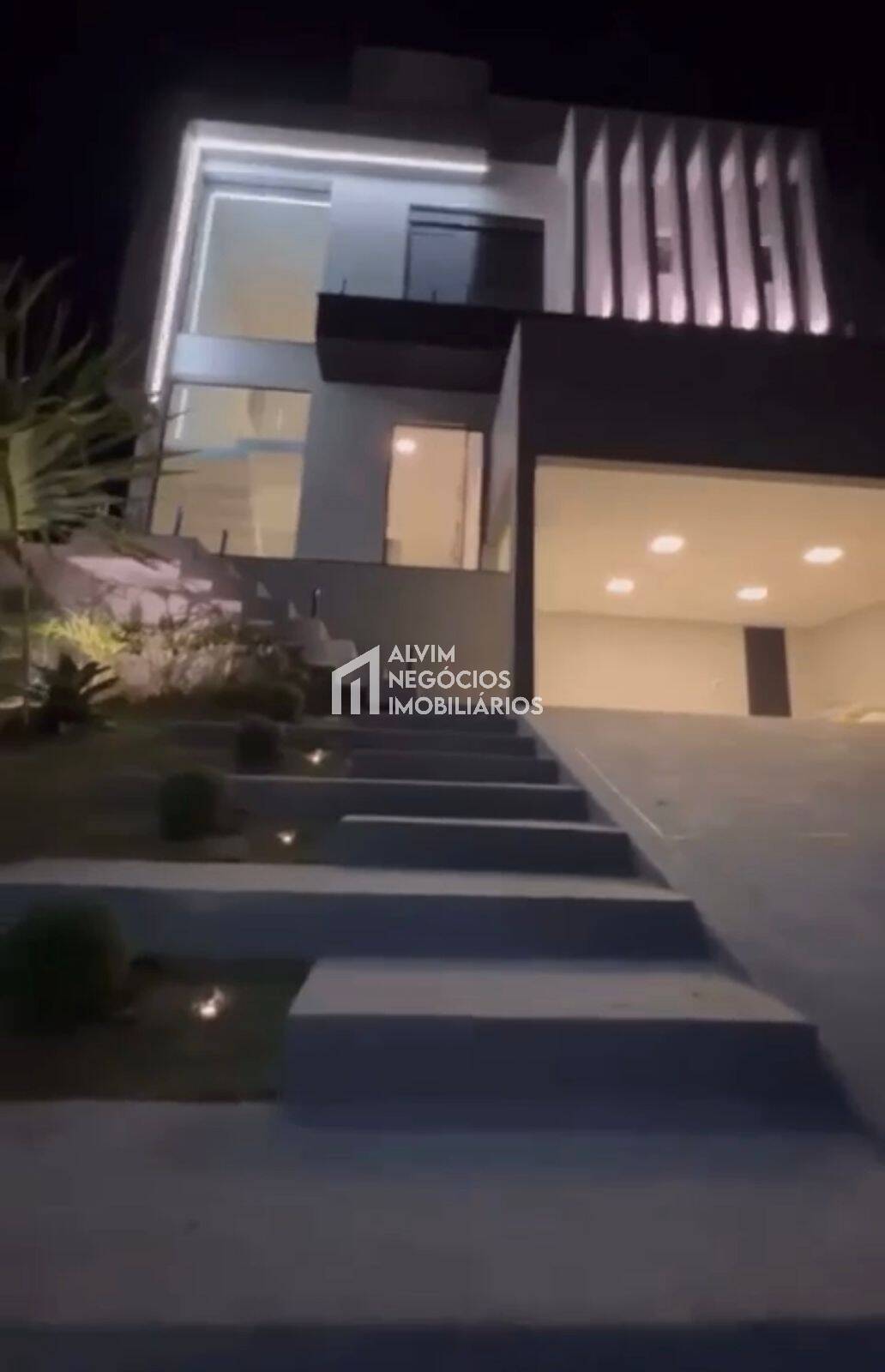 Sobrado à venda com 3 quartos, 236m² - Foto 5