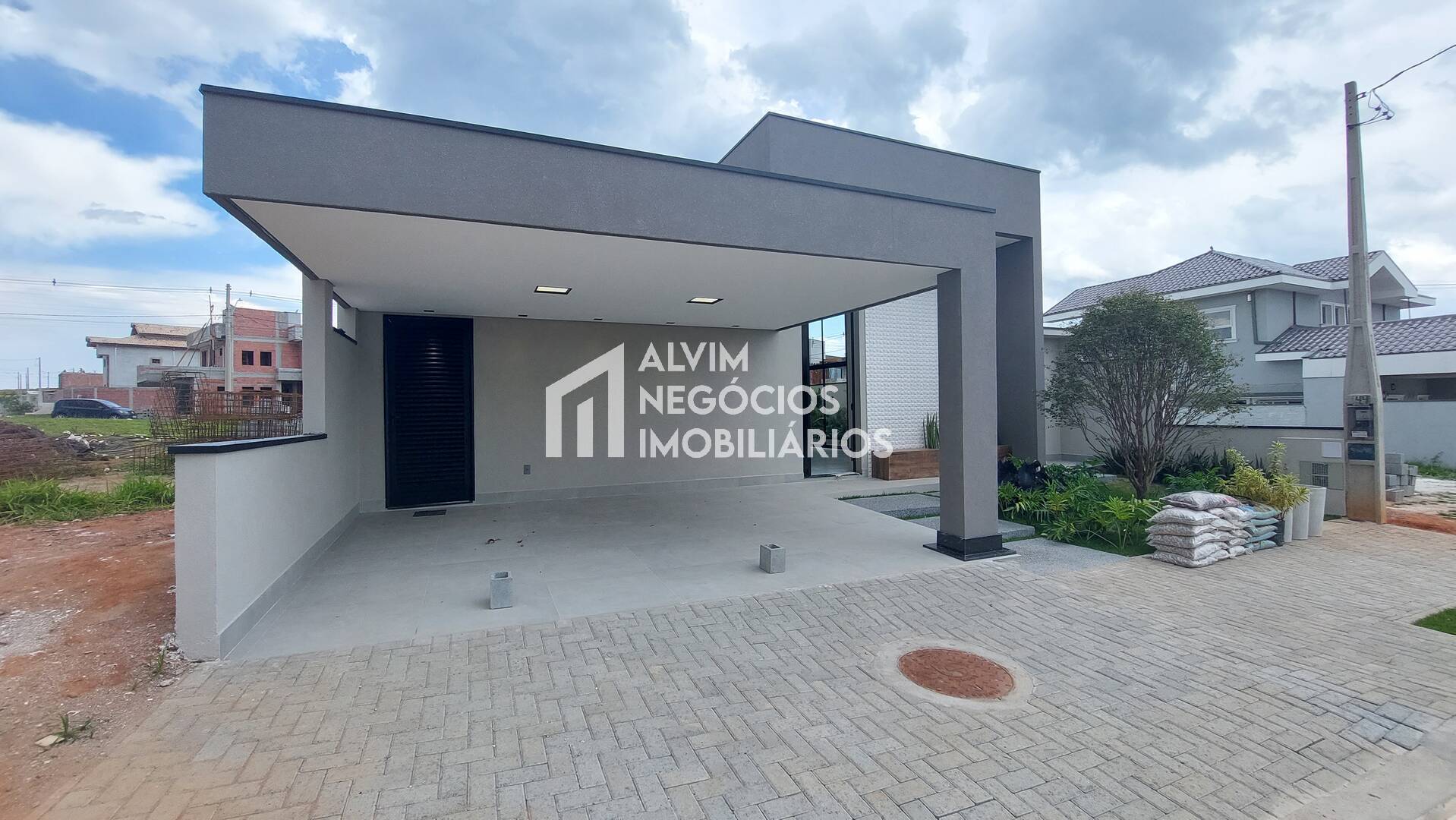 Casa à venda com 3 quartos, 175m² - Foto 3