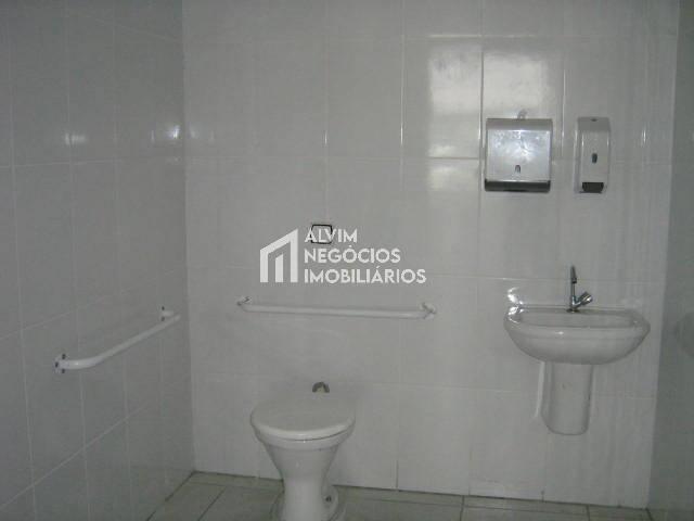 Prédio Inteiro para alugar, 244m² - Foto 2