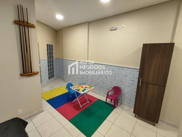 Apartamento à venda com 2 quartos, 65m² - Foto 15