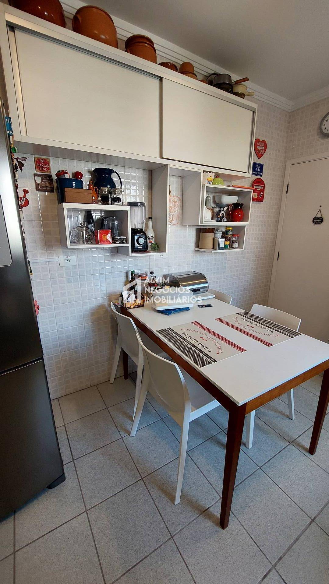 Apartamento à venda com 3 quartos, 127m² - Foto 7