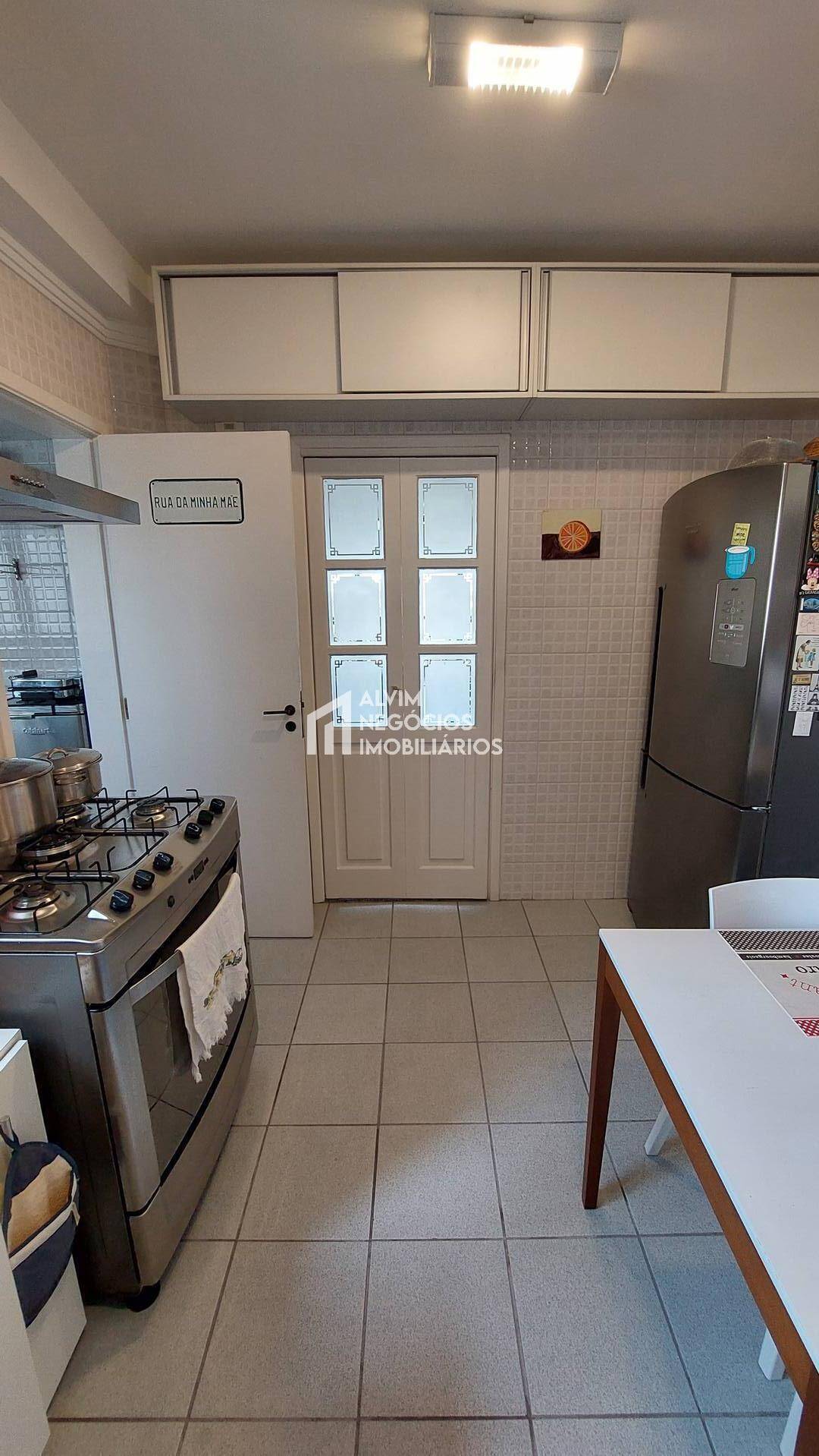 Apartamento à venda com 3 quartos, 127m² - Foto 9