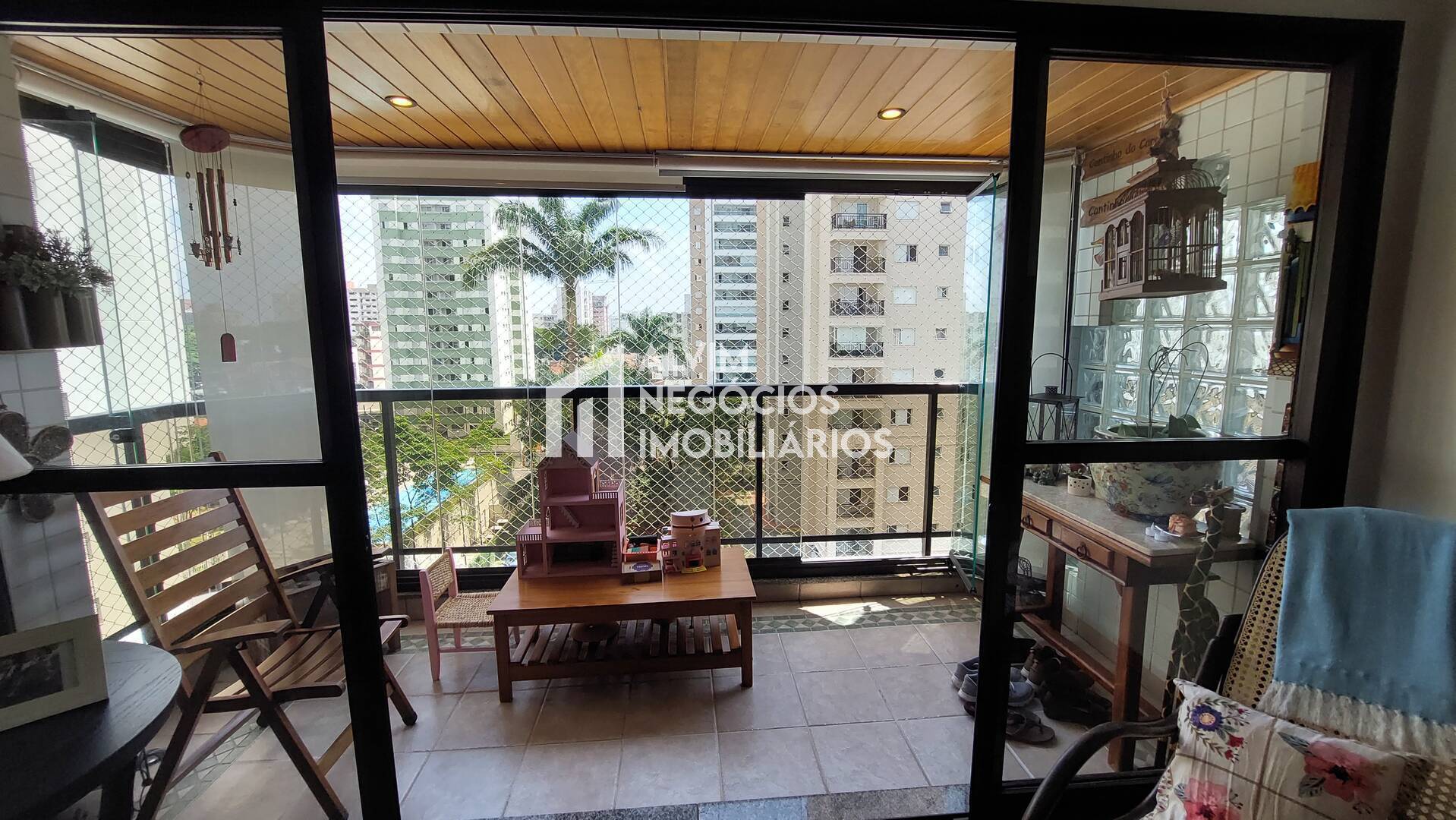Apartamento à venda com 3 quartos, 127m² - Foto 3