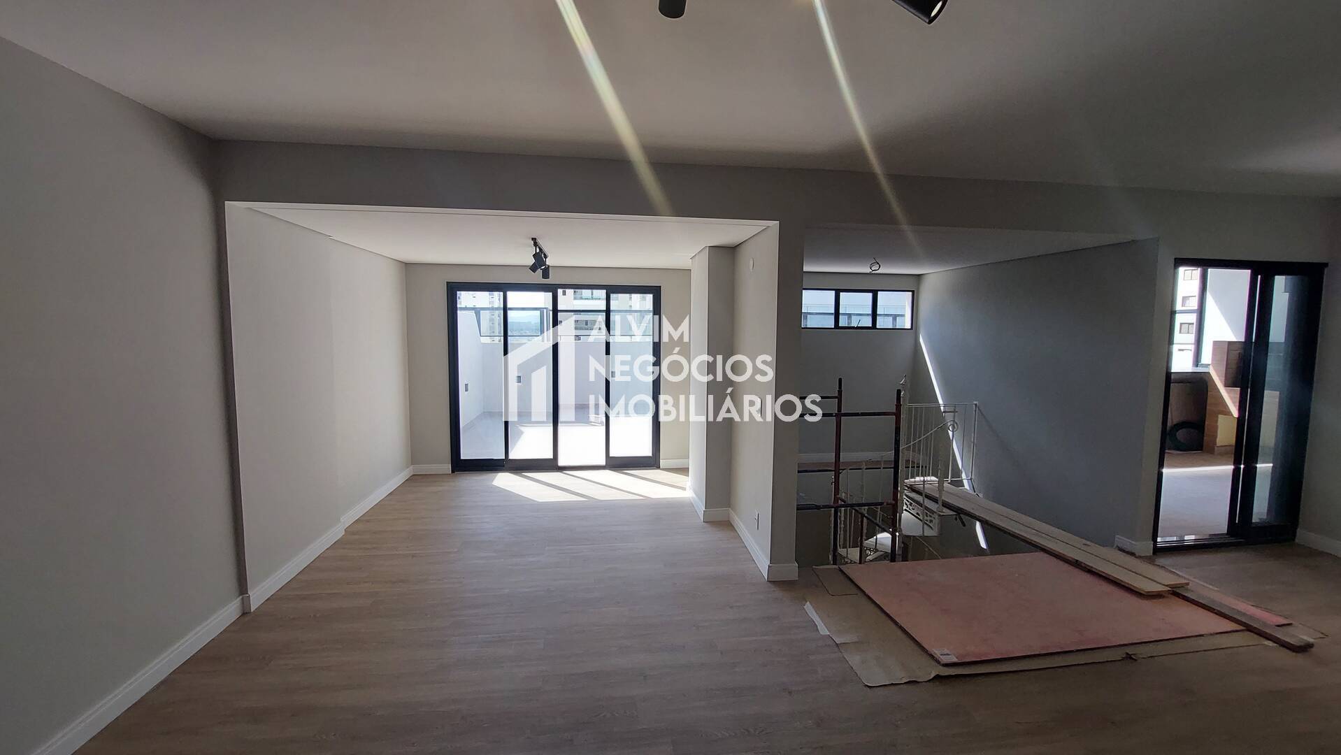 Cobertura à venda com 3 quartos, 254m² - Foto 5