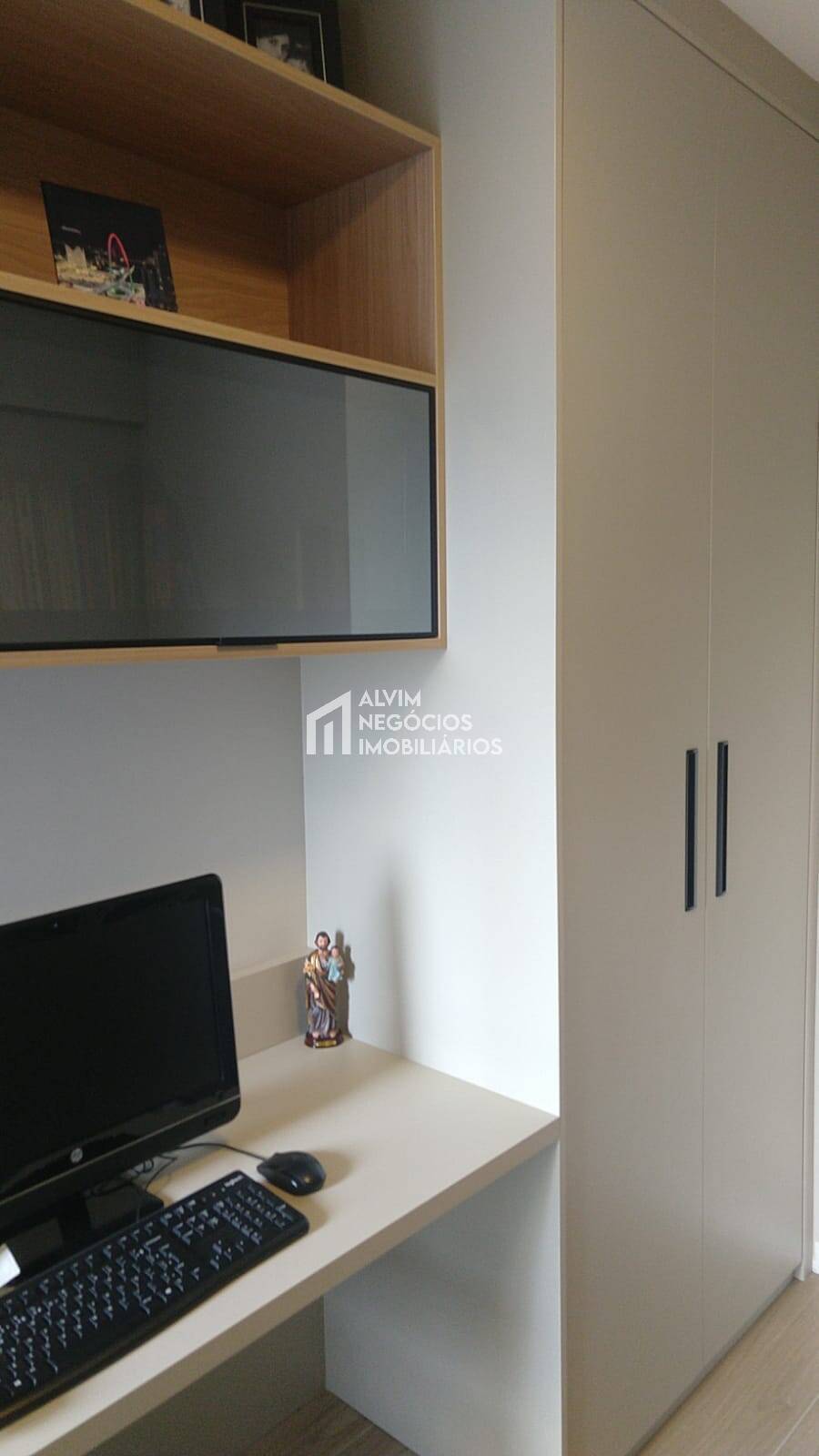 Apartamento à venda com 4 quartos, 147m² - Foto 6