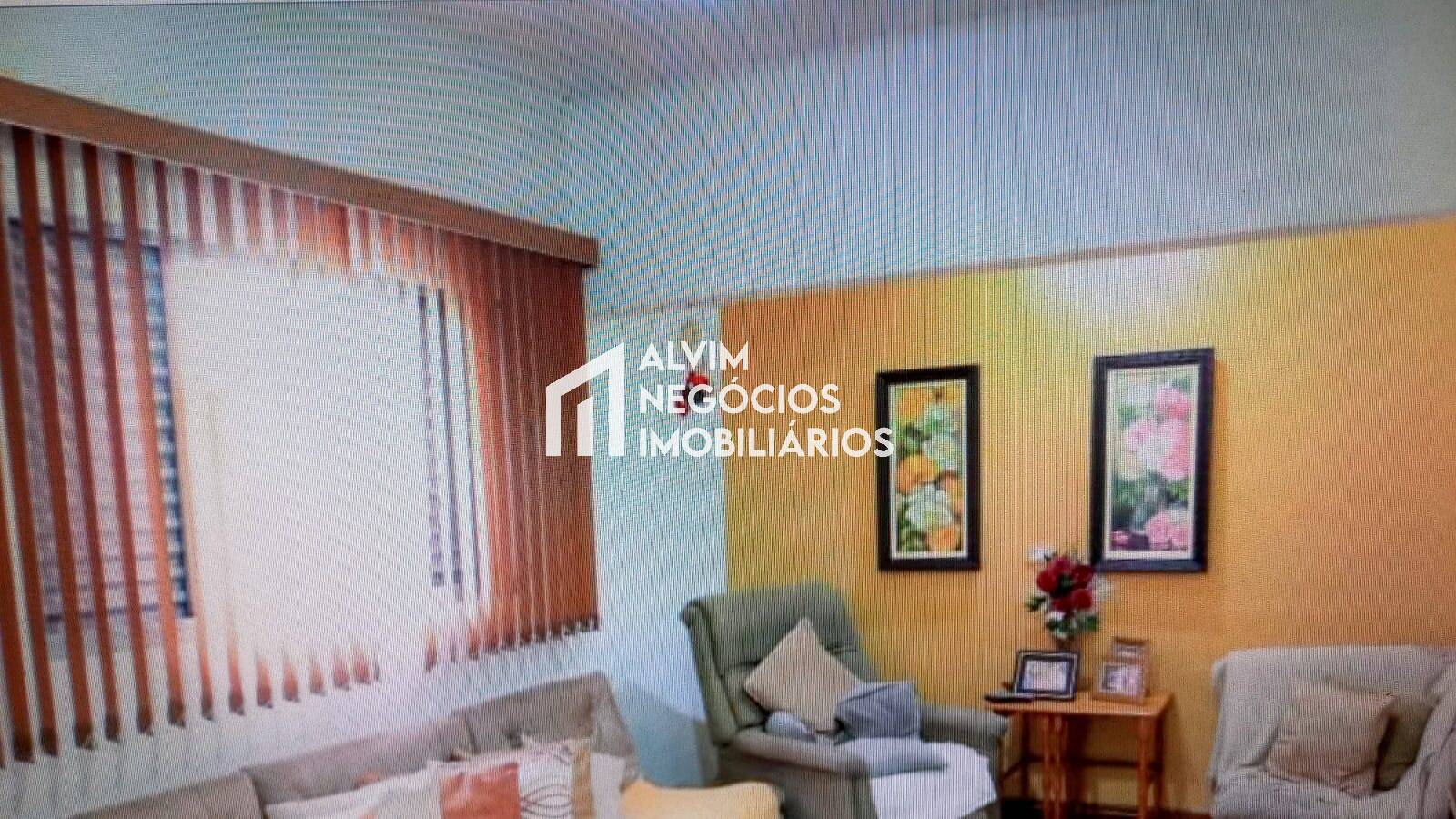 Casa, 3 quartos, 250 m² - Foto 4