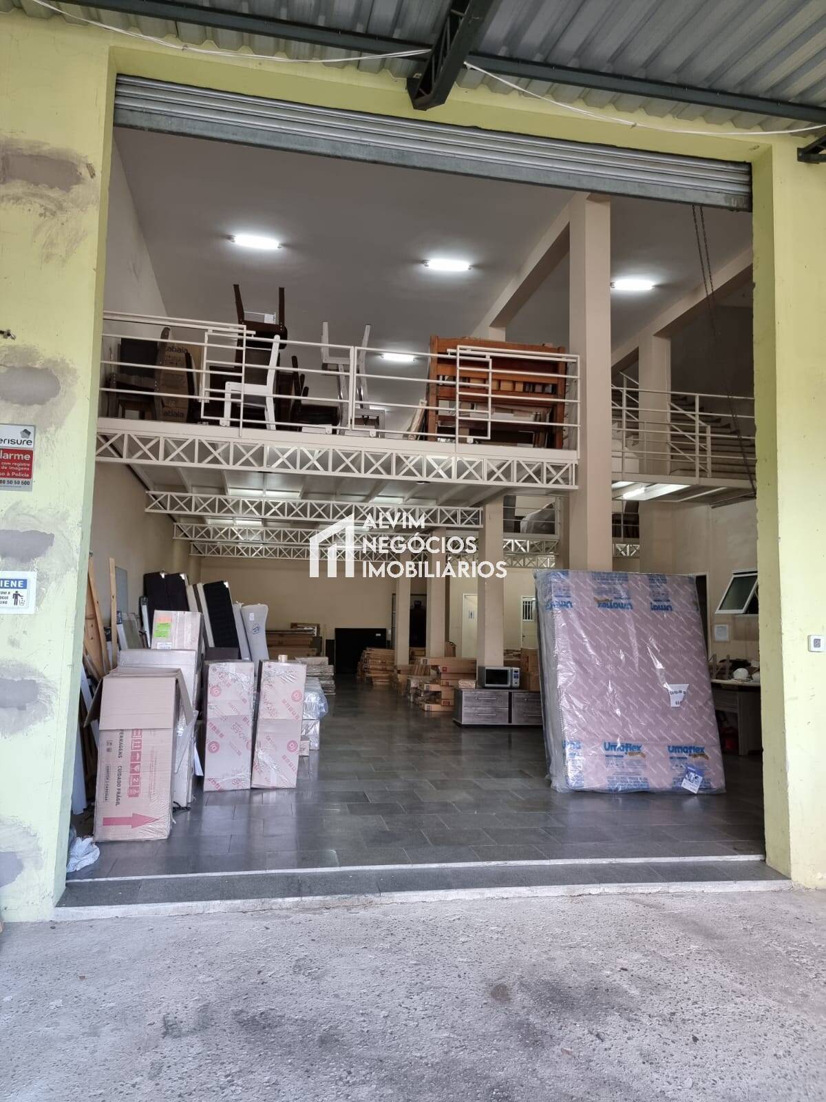 Depósito-Galpão, 260 m² - Foto 1