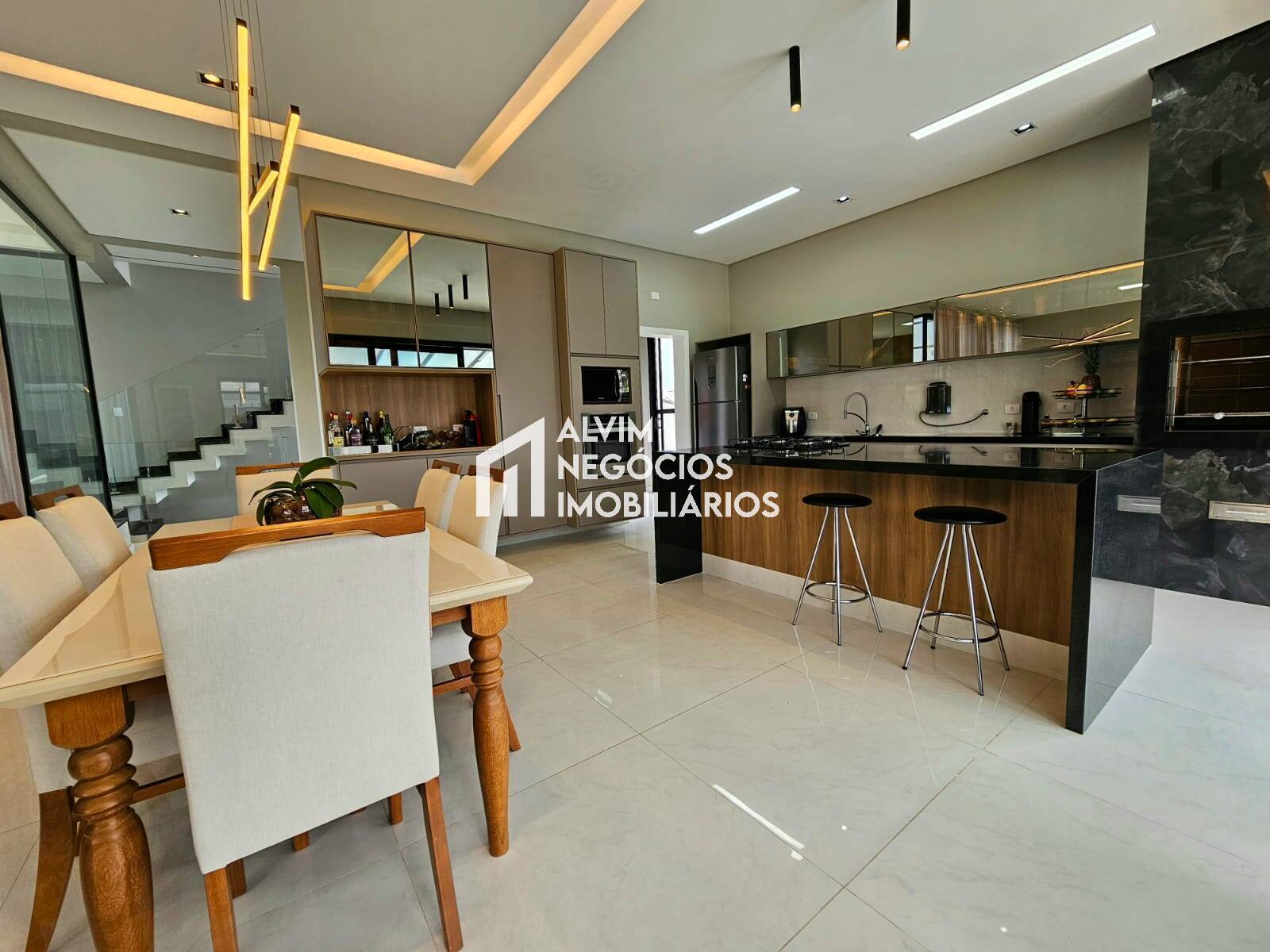 Sobrado, 5 quartos, 600 m² - Foto 5