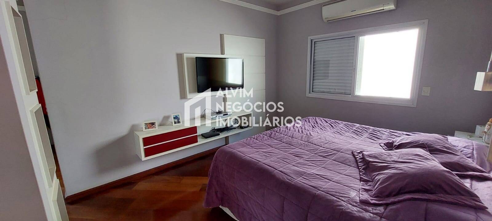 Casa à venda com 5 quartos, 1000m² - Foto 18