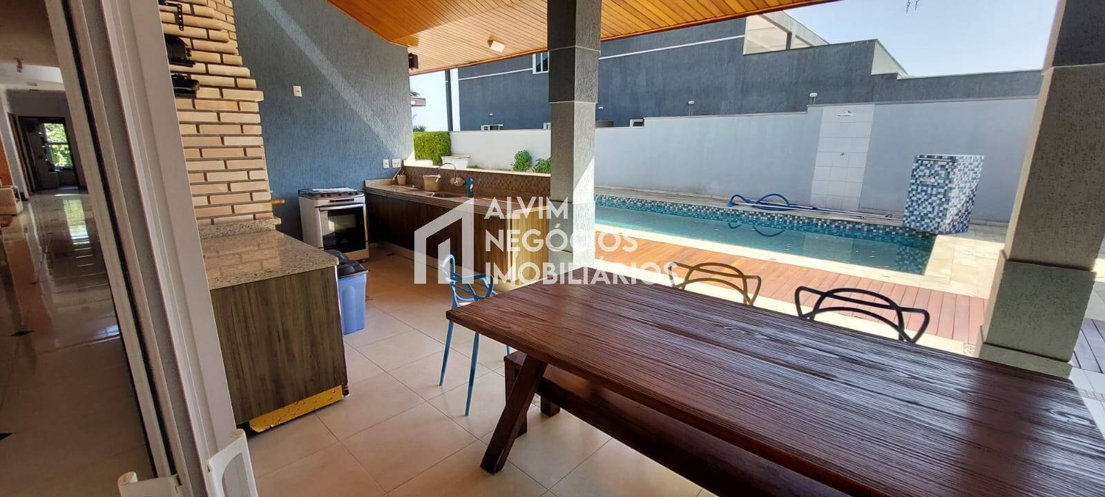 Casa à venda com 5 quartos, 1000m² - Foto 36