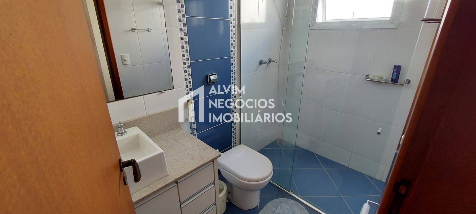 Casa à venda com 5 quartos, 1000m² - Foto 29