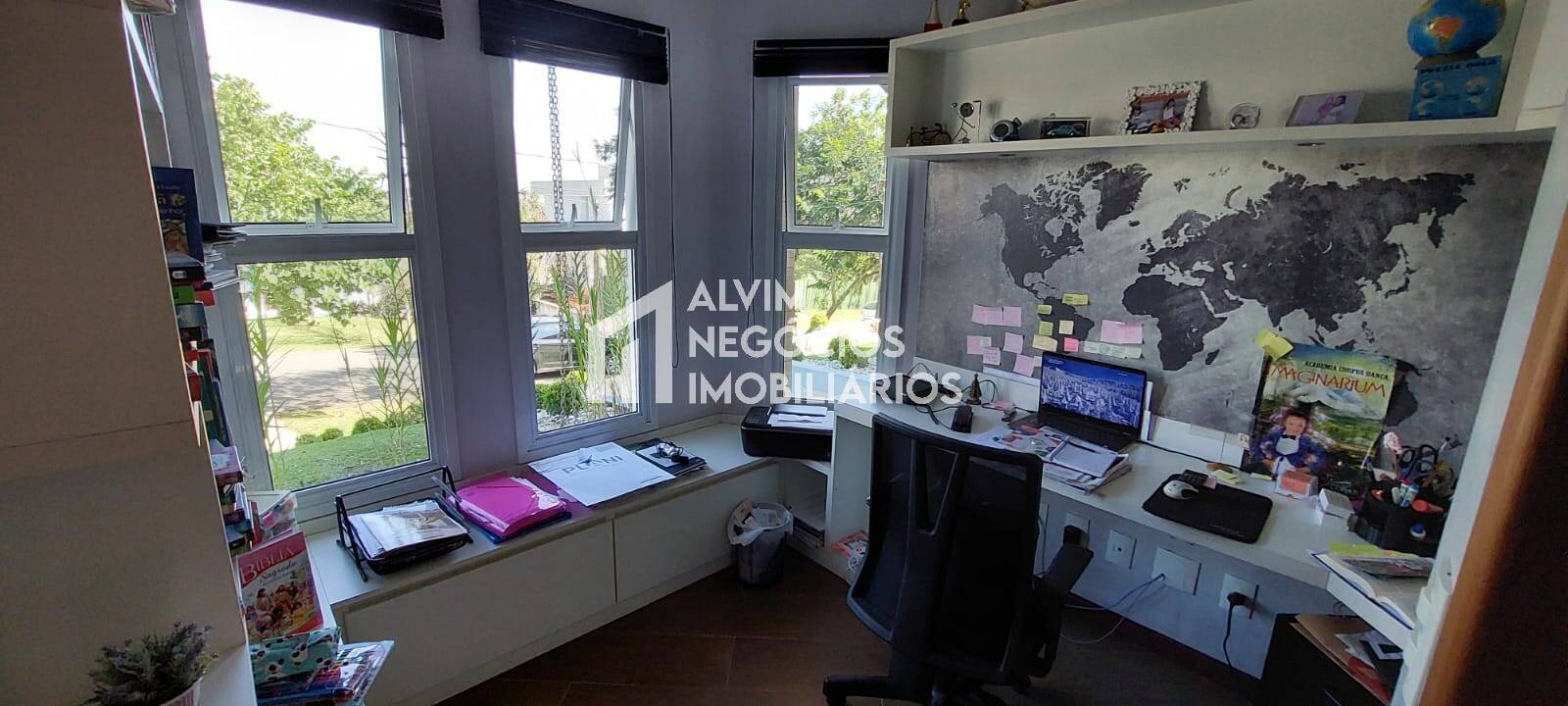 Casa à venda com 5 quartos, 1000m² - Foto 16