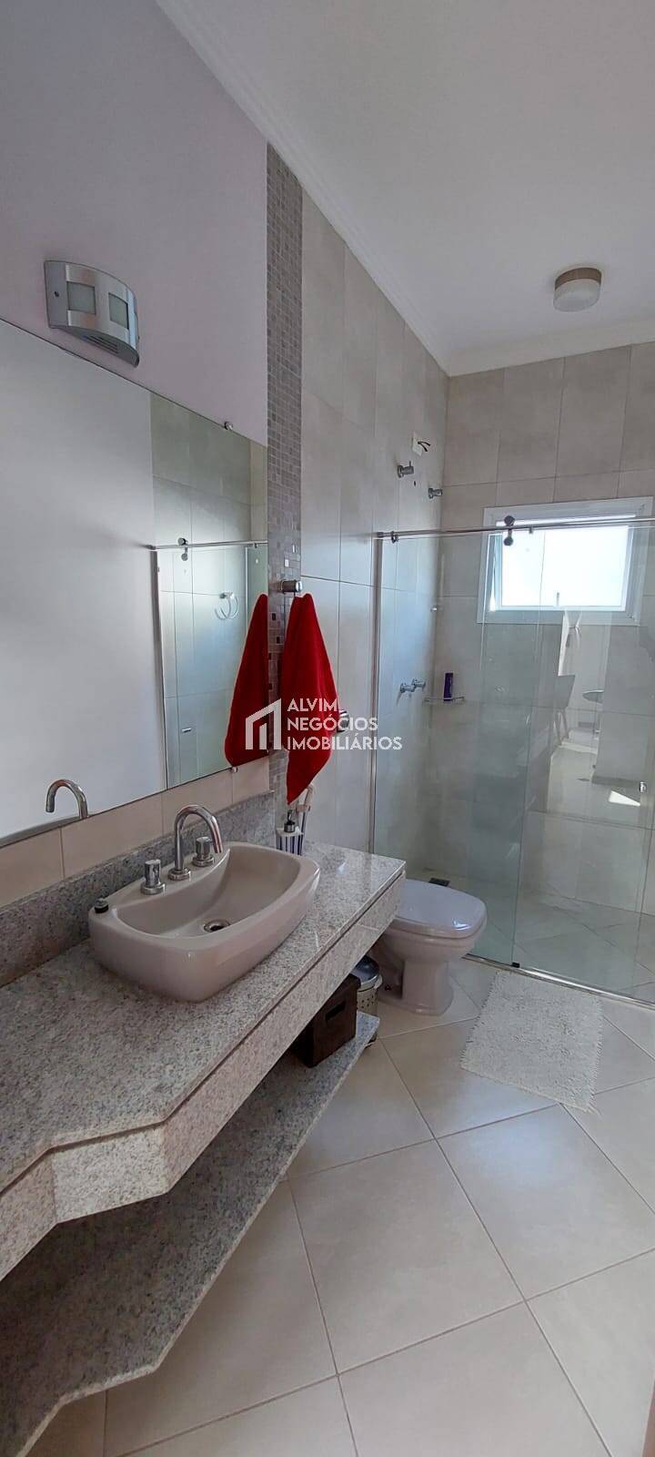 Casa à venda com 5 quartos, 1000m² - Foto 17