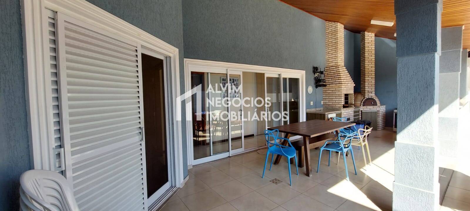 Casa à venda com 5 quartos, 1000m² - Foto 45
