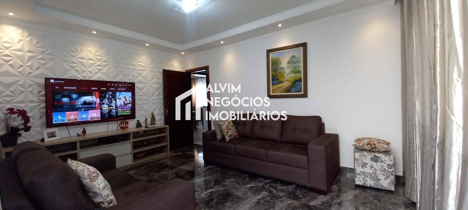 Casa, 4 quartos, 217 m² - Foto 2