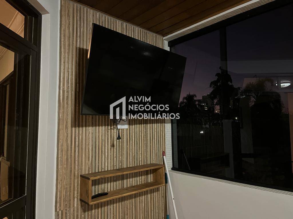 Apartamento à venda com 4 quartos, 176m² - Foto 9
