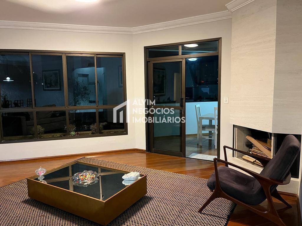 Apartamento à venda com 4 quartos, 176m² - Foto 3