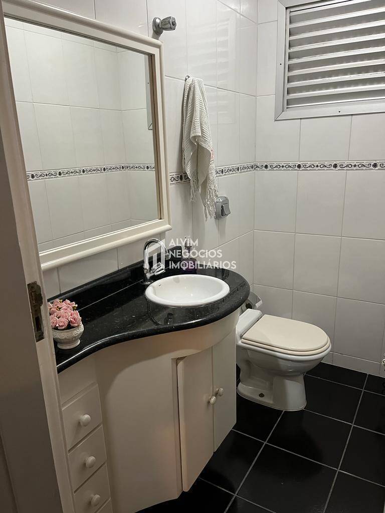 Apartamento à venda com 4 quartos, 176m² - Foto 18