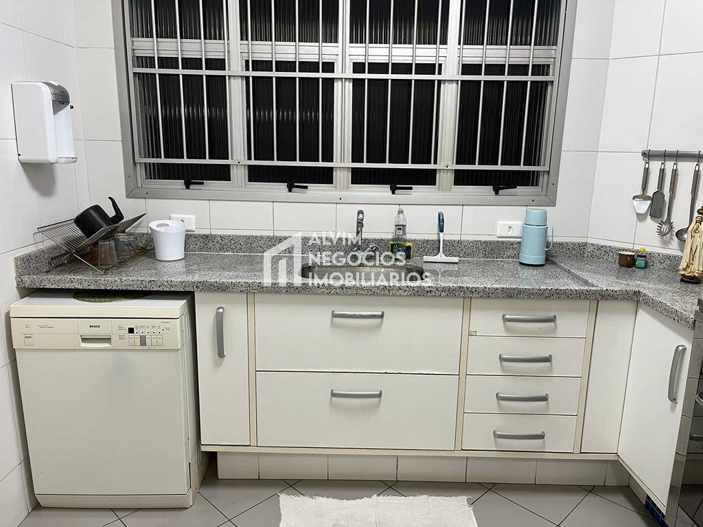 Apartamento à venda com 4 quartos, 176m² - Foto 13